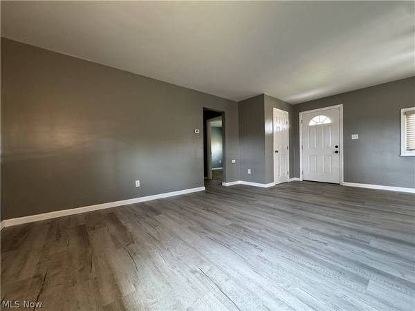 67457 Kirkwood Heights RD, Bridgeport, OH 43912