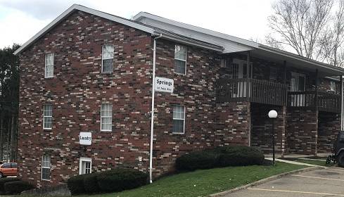 700 Trabar Dr #24, St Clairsville, OH 43950-1031
