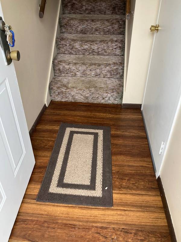426 Tracy Ln #10, St Clairsville, OH 43950-1039