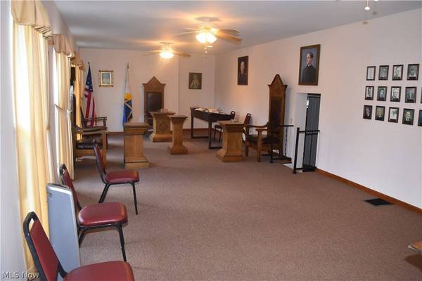 25 N 4th ST, Martins Ferry, OH 43935