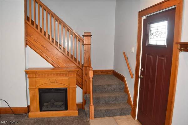 196 Maple AVE, St Clairsville, OH 43950