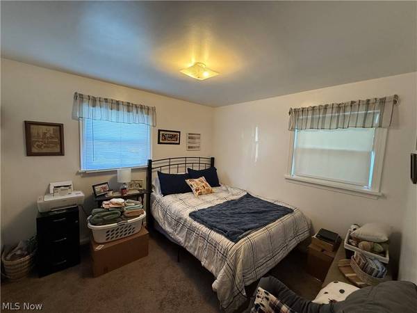 442 W 44th ST, Shadyside, OH 43947