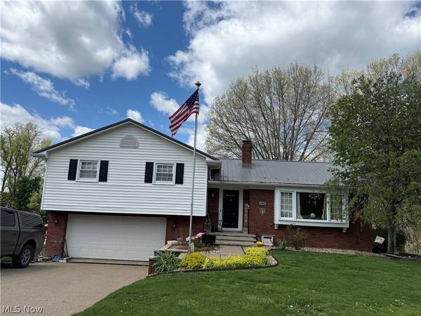 104 Orchard DR, St Clairsville, OH 43950