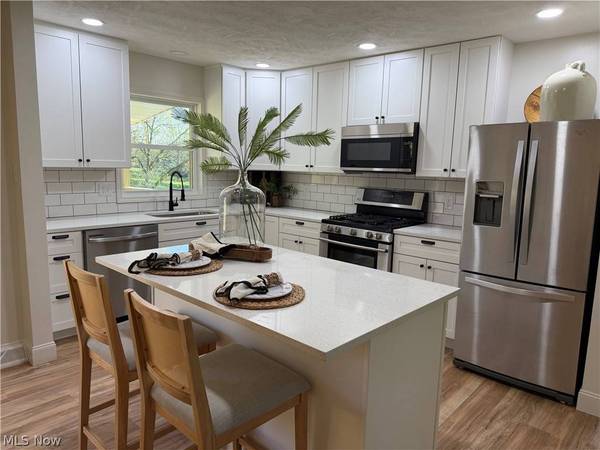 46730 W Almar LN, St Clairsville, OH 43950