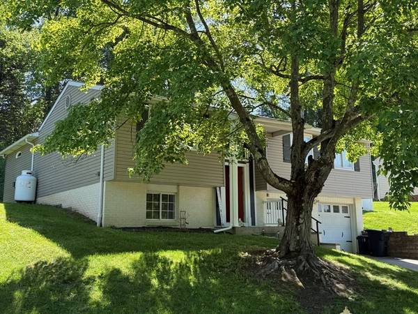 322 West Cardinal Ave, Wheeling, WV 26003