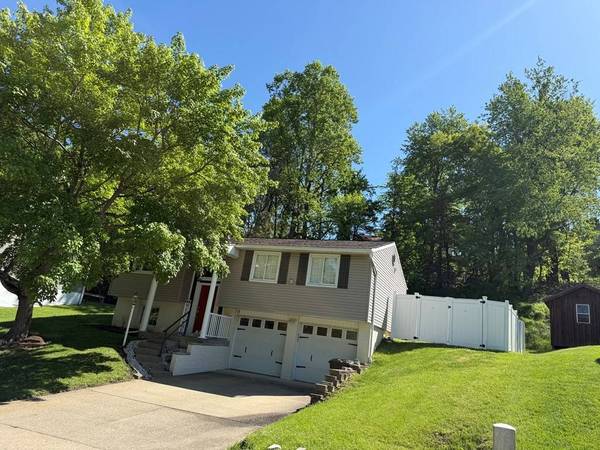 322 West Cardinal Ave, Wheeling, WV 26003