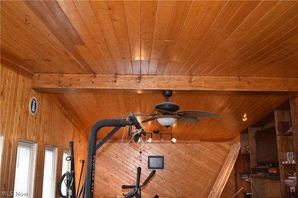 54121 Ash ALY, Neffs, OH 43940