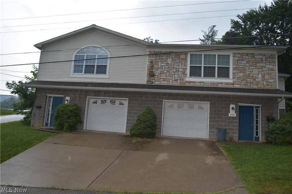 3595 & 3597 W 36th ST, Shadyside, OH 43947