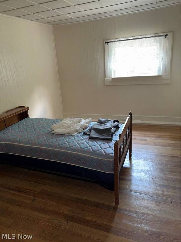 46721 Jo Henry DR, St Clairsville, OH 43950