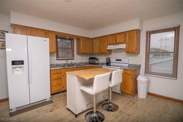 68462 Woodcroft DR, St Clairsville, OH 43950
