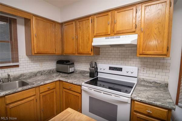 68462 Woodcroft DR, St Clairsville, OH 43950