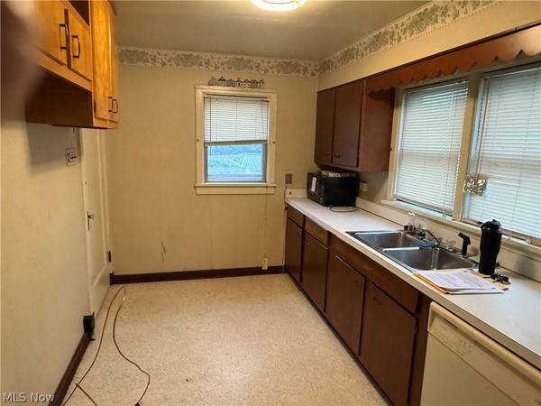 4842 Noble ST, Bellaire, OH 43906