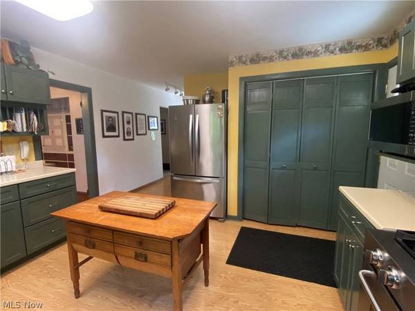 100 Stratton LN, Flushing, OH 43977
