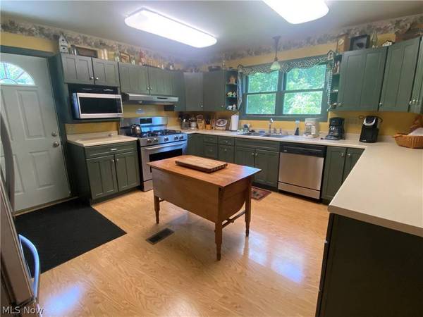 100 Stratton LN, Flushing, OH 43977