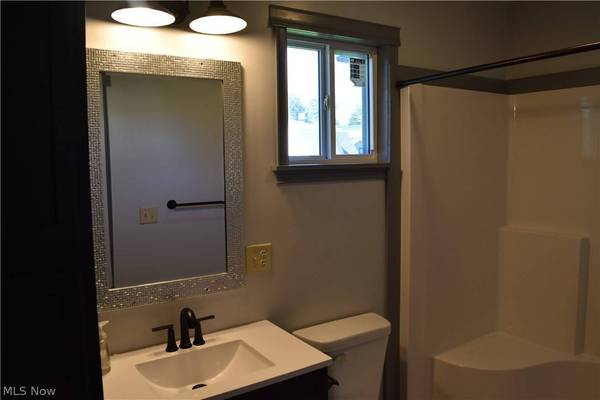 46948 Columbia Hill RD, St Clairsville, OH 43950