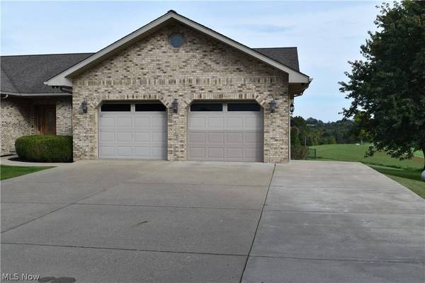 70015 Crescent RD, St Clairsville, OH 43950