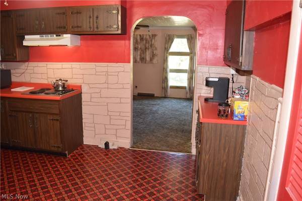 426 County Rd 1, Rayland, OH 43943