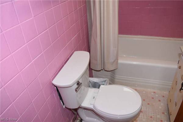 426 County Rd 1, Rayland, OH 43943