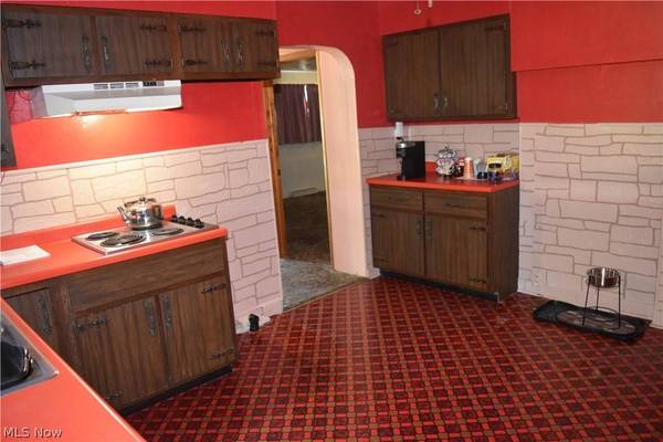 426 County Rd 1, Rayland, OH 43943