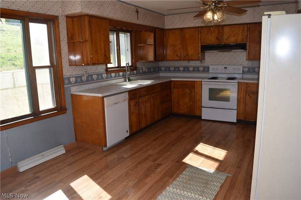 71071 Main ST, St Clairsville, OH 43950