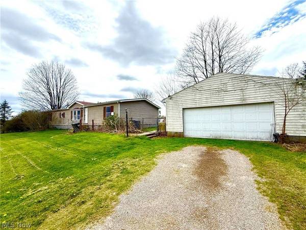 39 Township Road 677, Steubenville, OH 43952