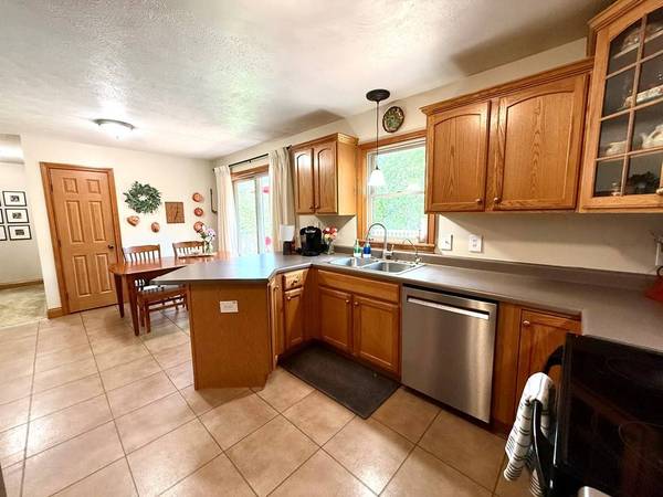 203 Doll Street, Weirton, WV 26062