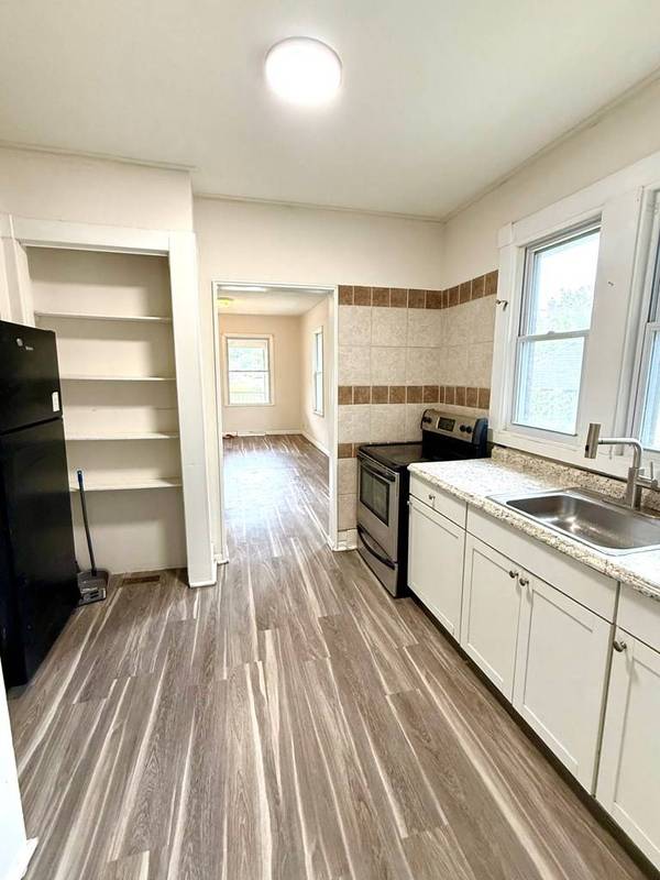 1 Hickory Avenue, Moundsville, WV 26041