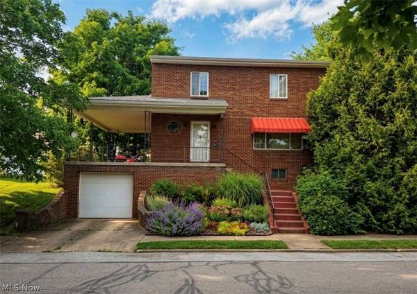 1803 Plum ST, Steubenville, OH 43952