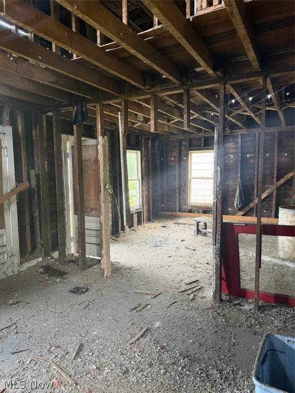 83 Cole ST, Dillonvale, OH 43917