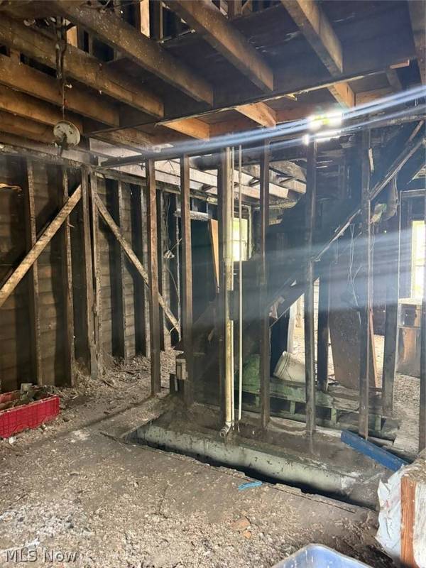 83 Cole ST, Dillonvale, OH 43917
