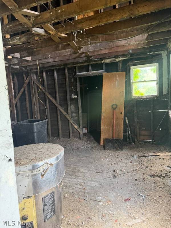 83 Cole ST, Dillonvale, OH 43917