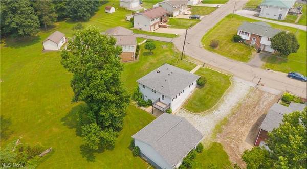 315 Nimitz AVE, Wintersville, OH 43953