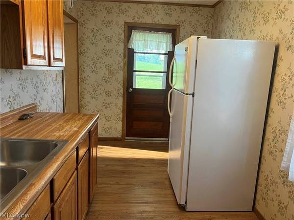 306 N 2nd ST, Bethesda, OH 43718
