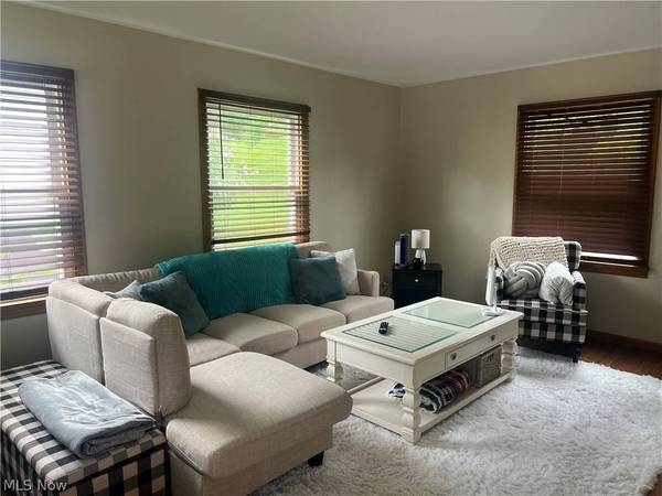 103 Park ST, St Clairsville, OH 43950