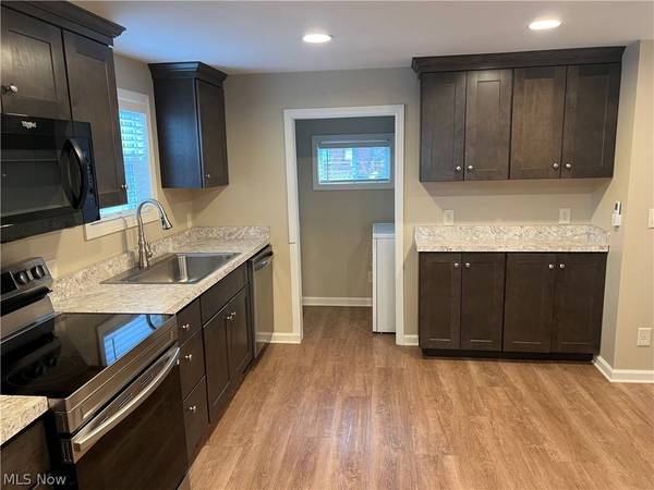25 S 5th ST, Martins Ferry, OH 43935