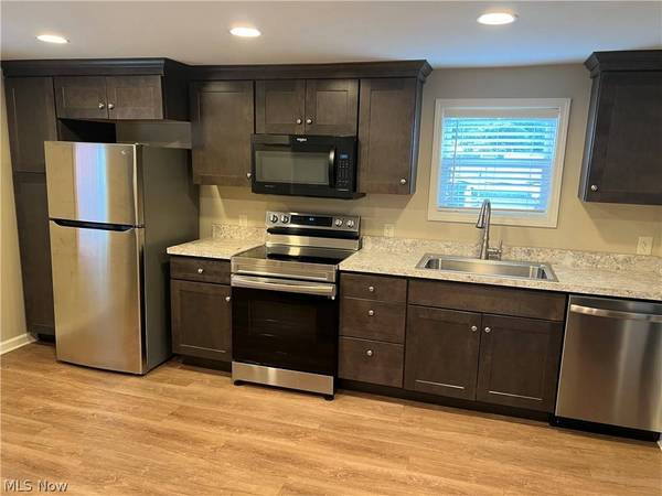 25 S 5th ST, Martins Ferry, OH 43935
