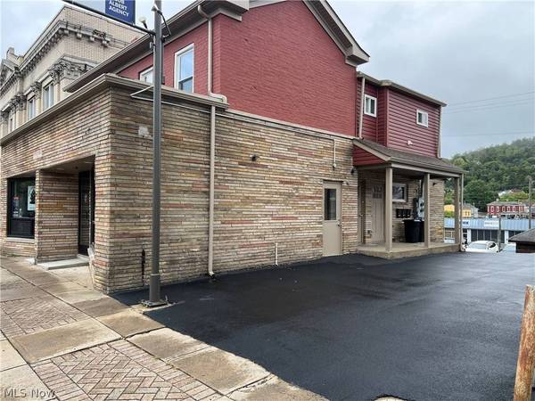25 S 5th ST, Martins Ferry, OH 43935