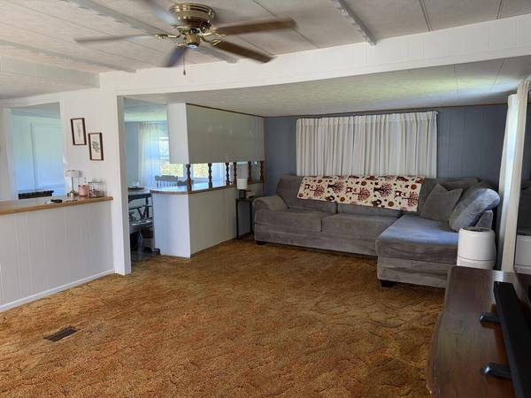 4134 Waynesburg Pike, Moundsville, WV 26041