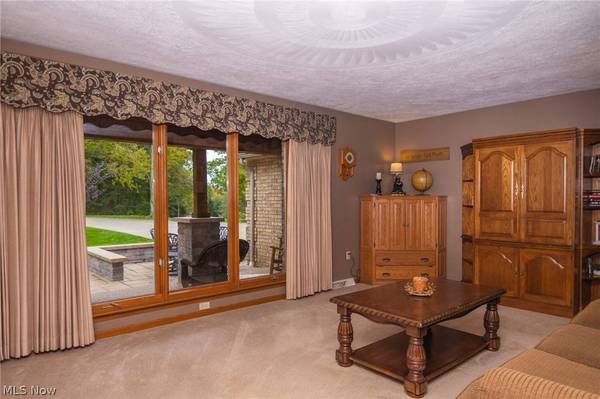 67044 Stein RD, Belmont, OH 43718