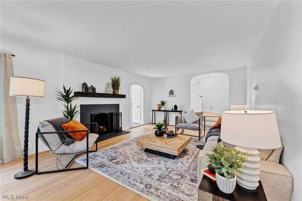 68305 Rolling Acres DR, St Clairsville, OH 43950