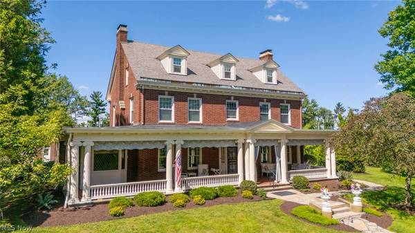 115 E Lawn AVE, St Clairsville, OH 43950