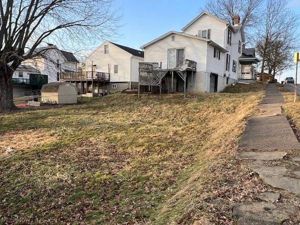 202 Walton AVE, Barnesville, OH 43713