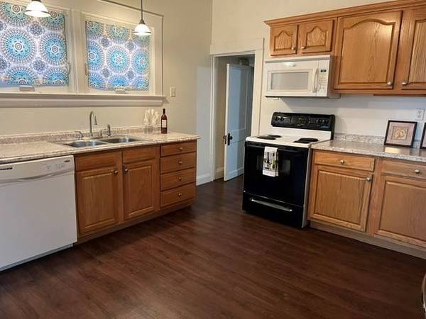 23 Ridgewood St, Wheeling, WV 26003