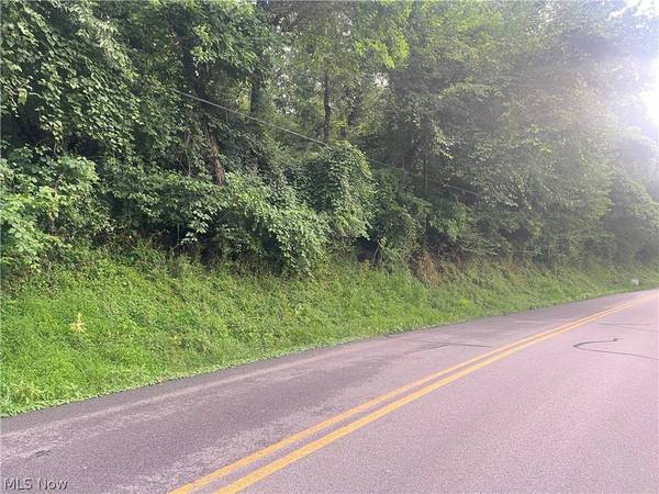 Country Club RD, Cadiz, OH 43907