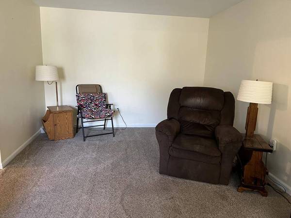 1513 7th St, Moundsville, WV 26041