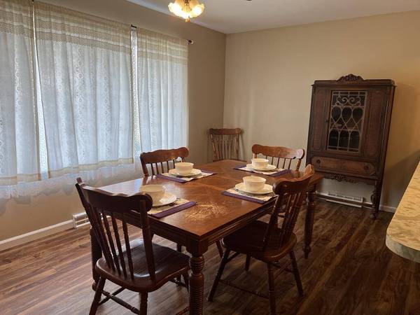 1513 7th St, Moundsville, WV 26041