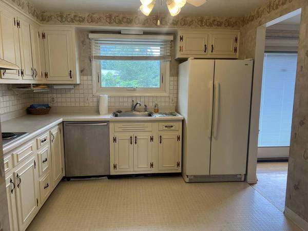 51 Brentwood Ave, Wheeling, WV 26003