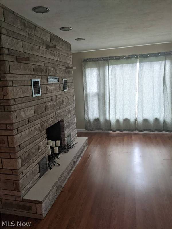 51392 Breezy Hill RD, St Clairsville, OH 43950