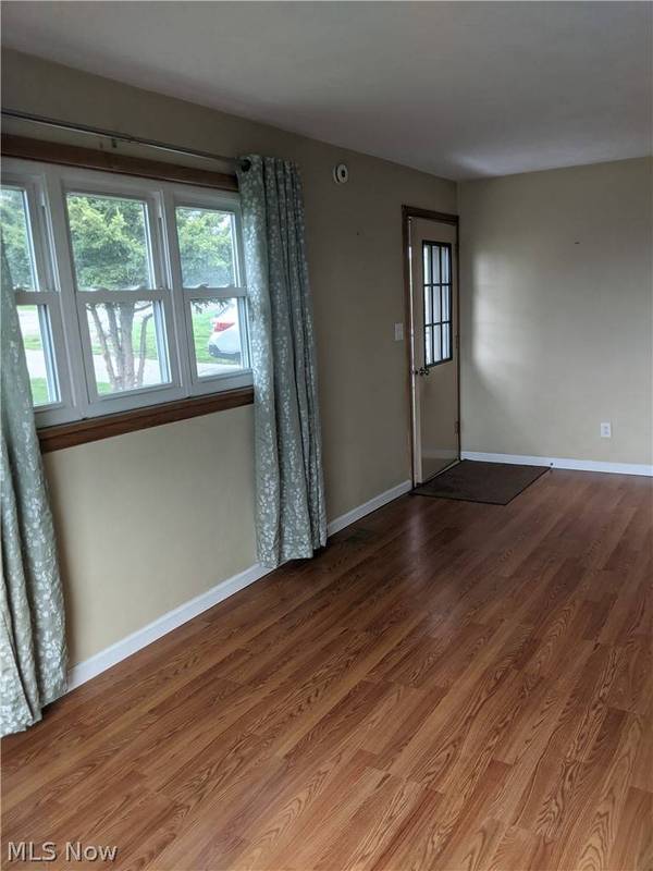 51392 Breezy Hill RD, St Clairsville, OH 43950