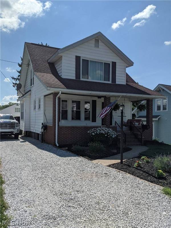 112 Overbaugh AVE, St Clairsville, OH 43950